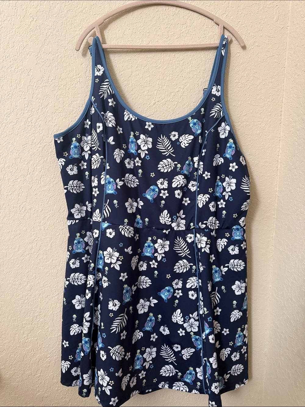 NWOT, Her Universe Stitch Athletic Dress, Size 4X